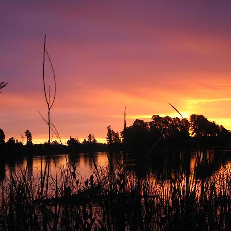Beechworth Lake Sambell Caravan Park Екстериор снимка