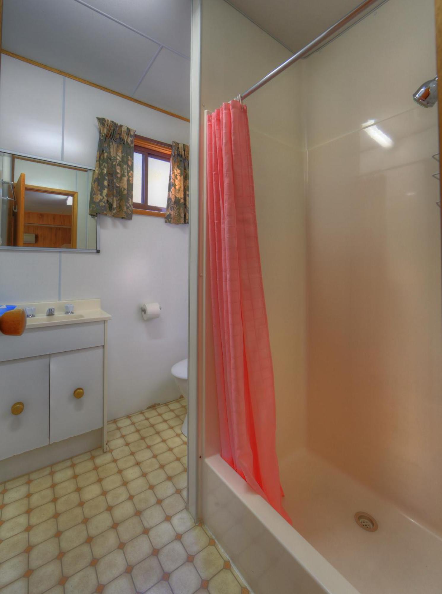 Beechworth Lake Sambell Caravan Park Стая снимка